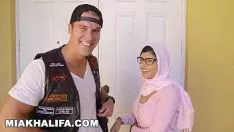 Afspelen Mihaela De nieuwe film die vandaag is gemaakt, neukt een man met ballen op penis Xxx