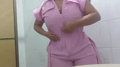 Oynat Gizli Kamera Yaramaz Hemşire İşerken Yakaladı - Yeni Amatör Video