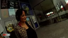 Abspielen Euro-MILF Margaux Lenoirs leidenschaftliche und harte Sex-Session