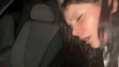 تشغيل سياحي في سن المراهقة يحصل على assfuck الشرجية في الشارع